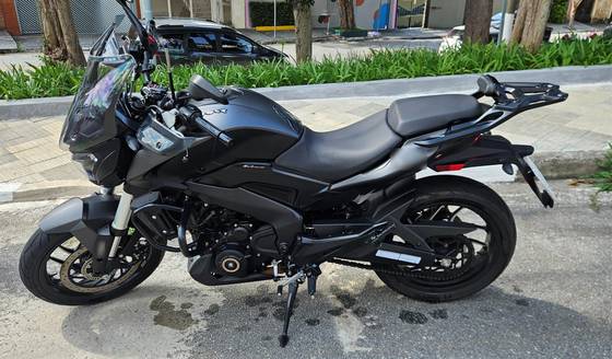 BAJAJ DOMINAR 400 